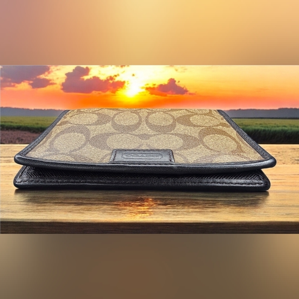 Coach Signature Bi-Fold Wallet In Brown Coated Canvas & Leather - Picture 4 of 9